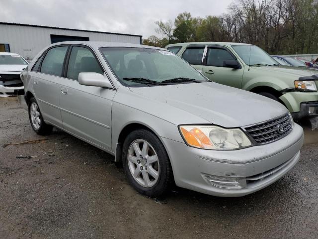 4T1BF28B13U279377 - 2003 TOYOTA AVALON XL SILVER photo 4