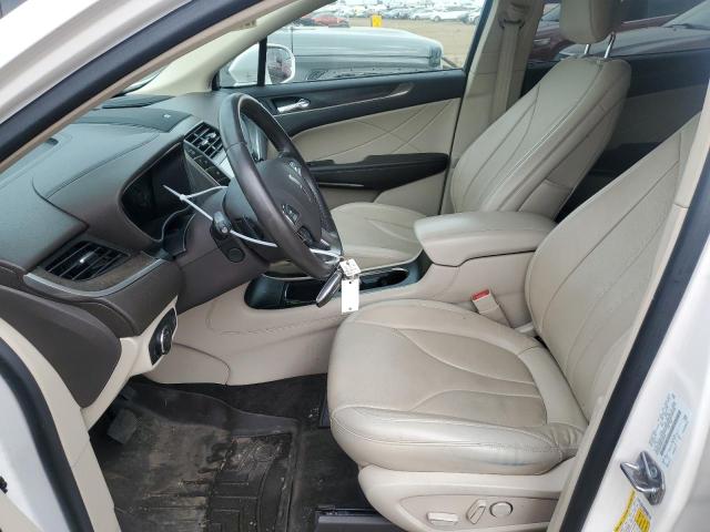 5LMCJ3D95JUL22141 - 2018 LINCOLN MKC RESERVE WHITE photo 7