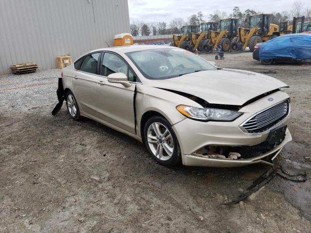 3FA6P0H74JR156587 - 2018 FORD FUSION SE BEIGE photo 4