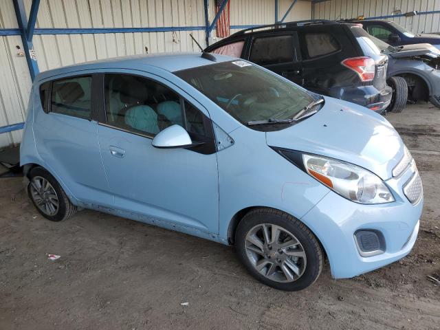 KL8CK6S02FC762558 - 2015 CHEVROLET SPARK EV 1LT BLUE photo 4