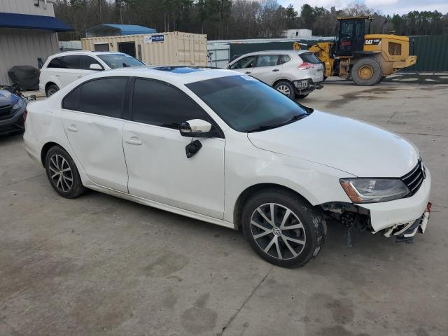 3VWDB7AJ6JM238524 - 2018 VOLKSWAGEN JETTA SE WHITE photo 4