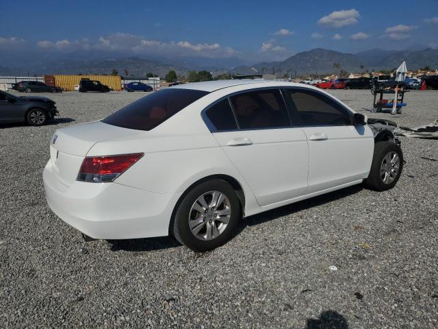 JHMCP26459C013402 - 2009 HONDA ACCORD LXP WHITE photo 3