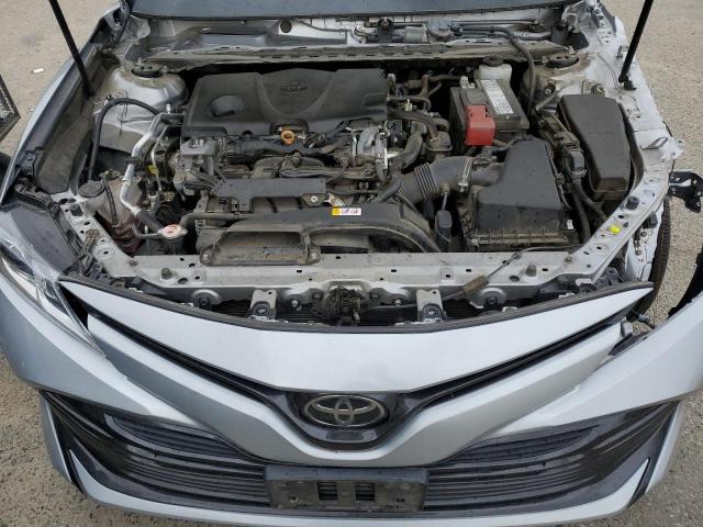 4T1B11HK2KU723311 - 2019 TOYOTA CAMRY 4D 2 L SILVER photo 11