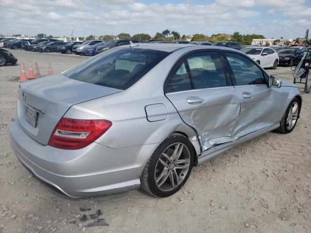 WDDGF4HB8ER319732 - 2014 MERCEDES-BENZ C 250 SILVER photo 3