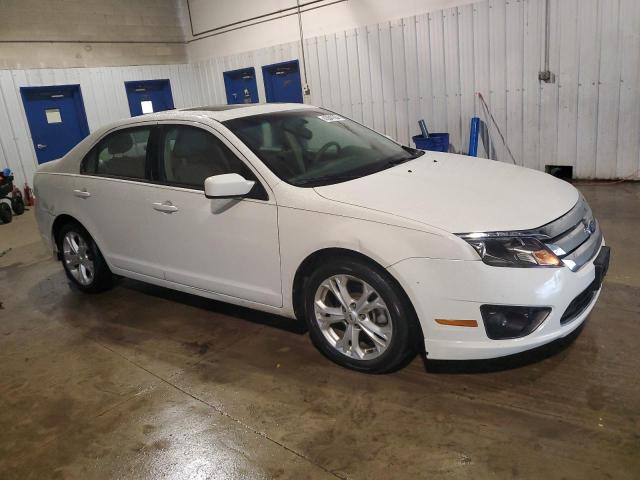 3FAHP0HA0CR101710 - 2012 FORD FUSION SE WHITE photo 4