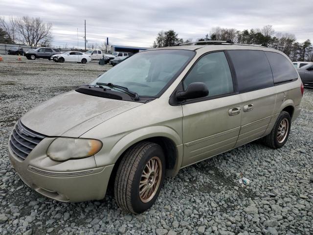 2C8GP64L25R222570 - 2005 CHRYSLER TOWN & COU LIMITED GOLD photo 1