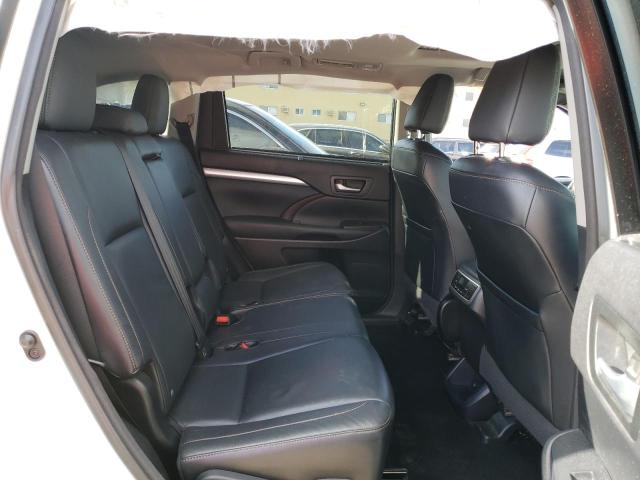 5TDKKRFH8FS066094 - 2015 TOYOTA HIGHLANDER XLE WHITE photo 11