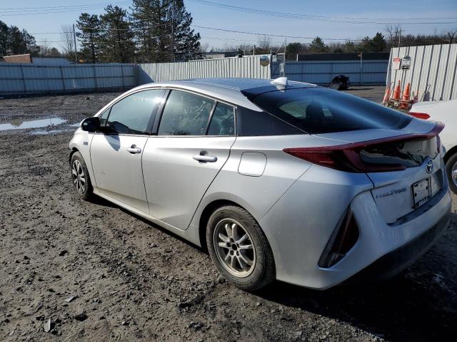 JTDKARFP8J3092411 - 2018 TOYOTA PRIUS PRIM Silber Foto 2