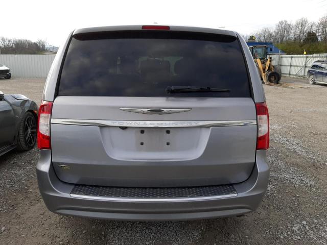 2C4RC1BG8DR577515 - 2013 CHRYSLER TOWN & COU TOURING ვერცხლისფერი ფოტო 6