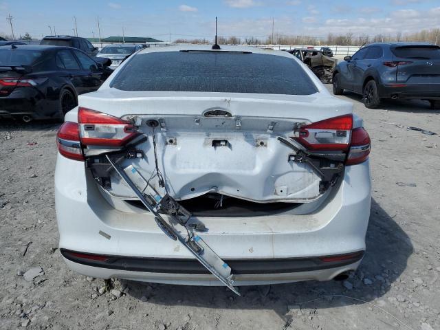 3FA6P0H7XHR105086 - 2017 FORD FUSION SE WHITE photo 6