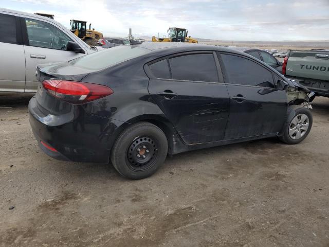 3KPFL4A70JE237259 - 2018 KIA FORTE LX BLACK photo 3