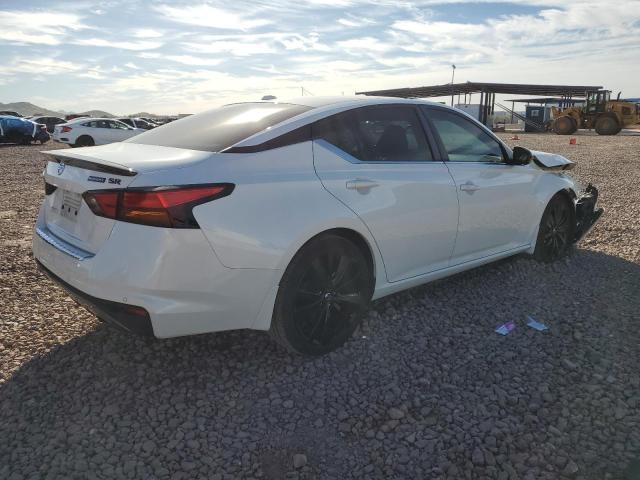 1N4BL4CV7NN300486 - 2022 NISSAN ALTIMA SR WHITE photo 3