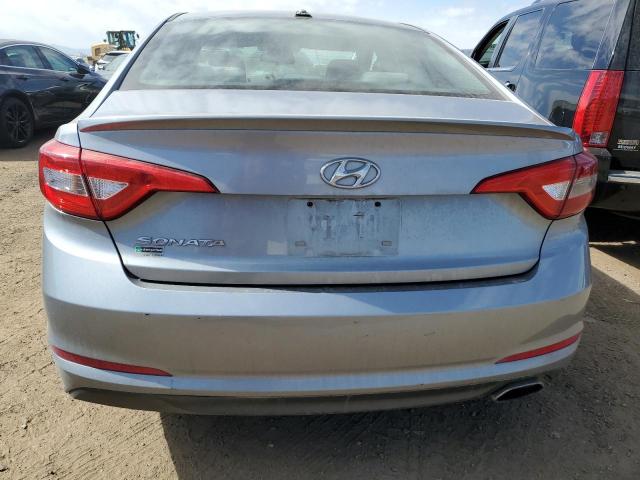 5NPE24AF4FH127324 - 2015 HYUNDAI SONATA SE SILVER photo 6