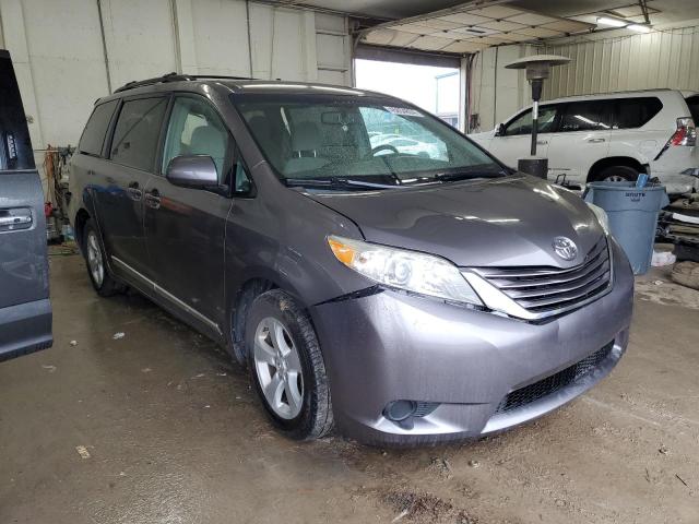 5TDKK3DC1FS565310 - 2015 TOYOTA SIENNA LE GRAY photo 4