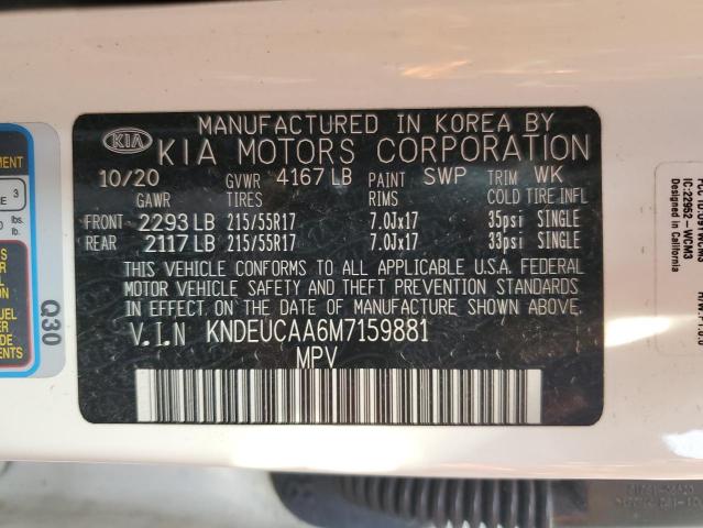 KNDEUCAA6M7159881 - 2021 KIA SELTOS S WHITE photo 13