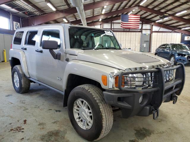 5GTDN13E278107958 - 2007 HUMMER H3 TAN photo 4