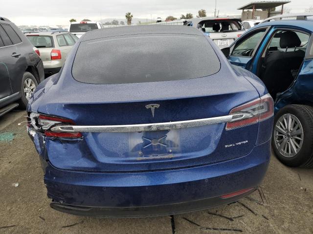 5YJSA1E24LF361856 - 2020 TESLA MODEL S ლურჯი ფოტო 6