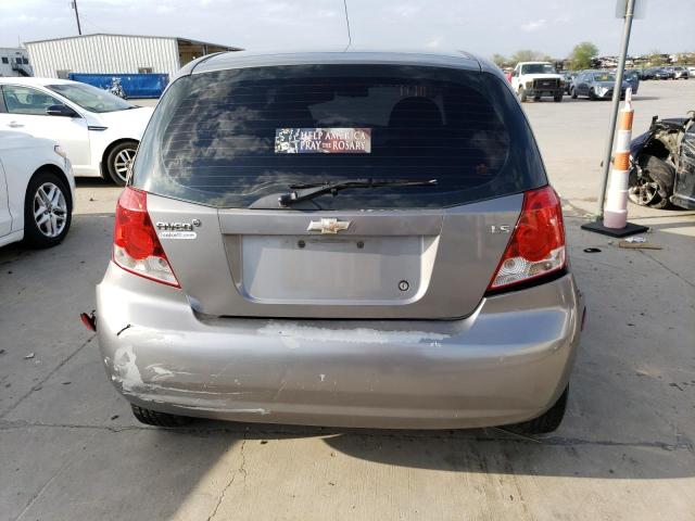 KL1TD66618B110479 - 2008 CHEVROLET AVEO BASE SILVER photo 6