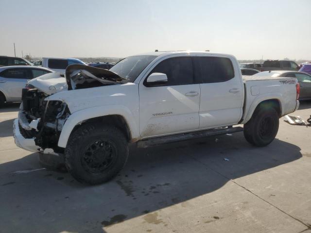 3TMCZ5AN0JM167340 - 2018 TOYOTA TACOMA DOUBLE CAB WHITE photo 1