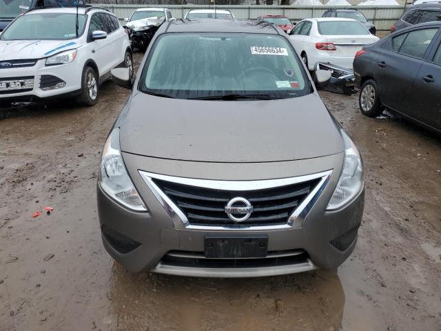 3N1CN7AP4FL812421 - 2015 NISSAN VERSA S SILVER photo 5