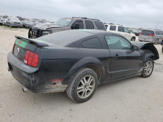 1ZVFT82H155159832 - 2005 FORD MUSTANG GT BLACK photo 3