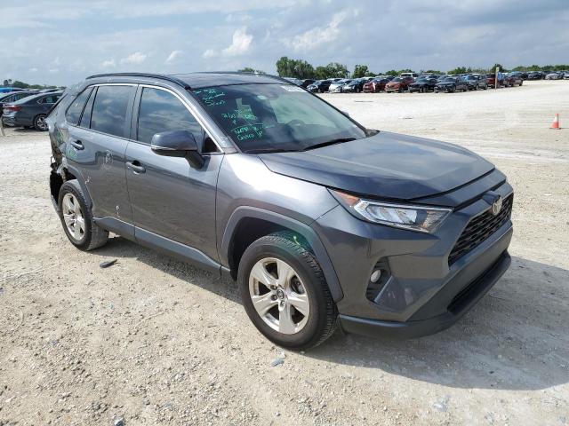 2T3W1RFV6MC100508 - 2021 TOYOTA RAV4 XLE CHARCOAL photo 4