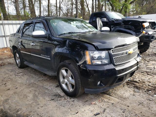 3GNMCGE03DG329584 - 2013 CHEVROLET AVALANCHE LTZ BLACK photo 4