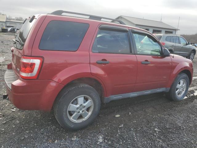 1FMCU9DGXCKB43944 - 2012 FORD ESCAPE XLT RED photo 3