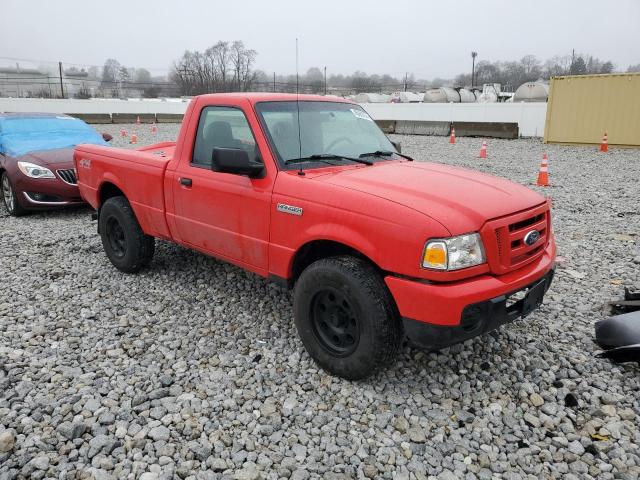 1FTYR11U28PA33925 - 2008 FORD RANGER RED photo 4