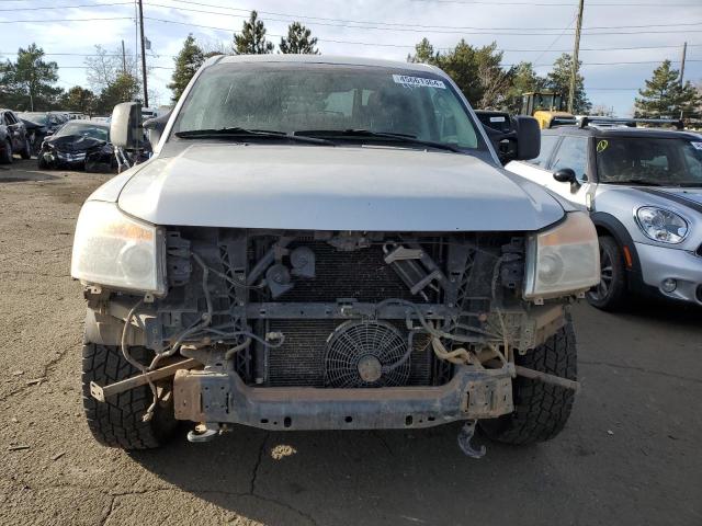 1N6BA07C28N304478 - 2008 NISSAN TITAN XE SILVER photo 5