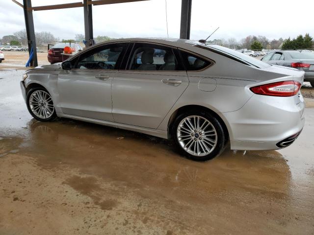 3FA6P0H9XGR332181 - 2016 FORD FUSION SE SILVER photo 2