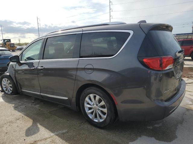 2C4RC1BG7JR142741 - 2018 CHRYSLER PACIFICA TOURING L GRAY photo 2
