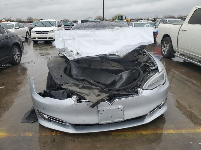 5YJSA1E22JF231877 - 2018 TESLA MODEL S Արծաթագույն լուսանկար 5