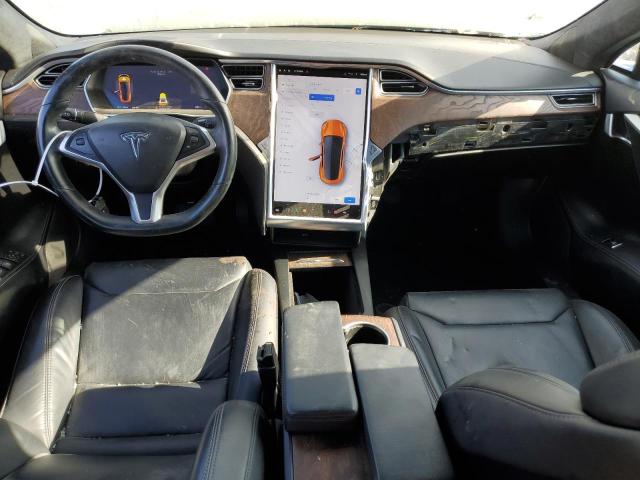 5YJSA1E22JF231877 - 2018 TESLA MODEL S Արծաթագույն լուսանկար 8