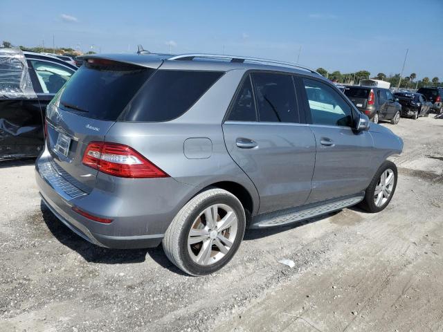 4JGDA5HB1DA121780 - 2013 MERCEDES-BENZ ML 350 4MATIC GRAY photo 3