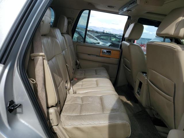 5LMFU28567LJ09624 - 2007 LINCOLN NAVIGATOR ვერცხლისფერი ფოტო 11