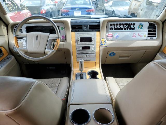 5LMFU28567LJ09624 - 2007 LINCOLN NAVIGATOR ვერცხლისფერი ფოტო 8