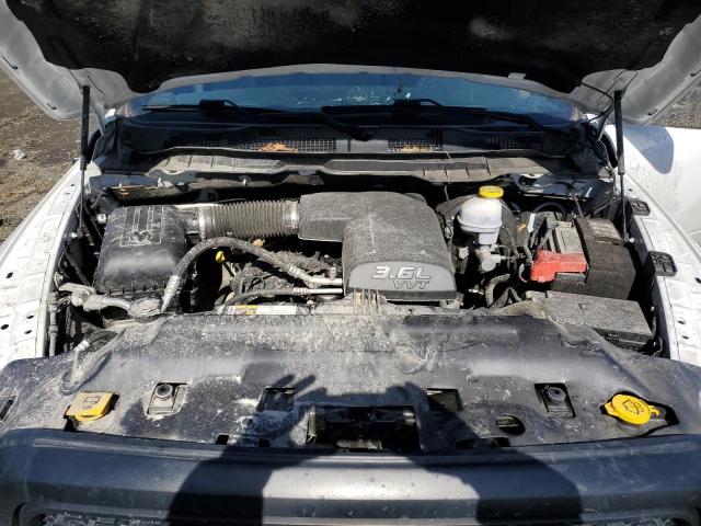 1C6RR7GG1MS523375 - 2021 RAM 1500 CLASS SLT 白色 照片 11