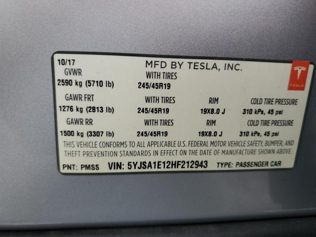 5YJSA1E12HF212943 - 2017 TESLA MODEL S ნაცრისფერი ფოტო 12