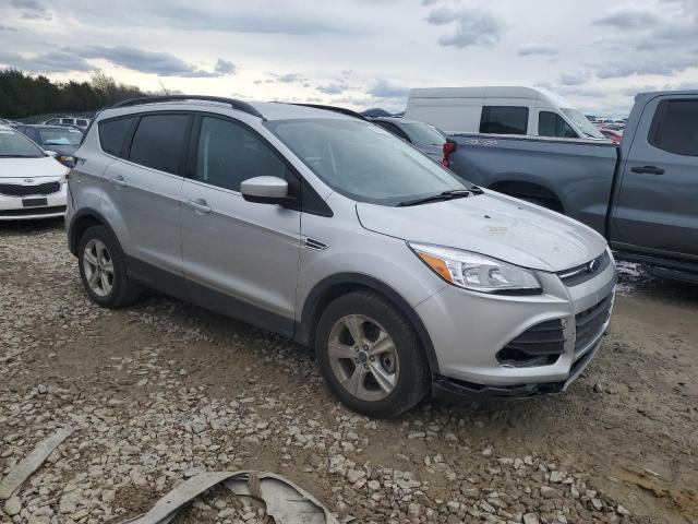 1FMCU9GX7EUD13910 - 2014 FORD ESCAPE SE WHITE photo 4