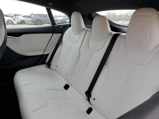 5YJSA1E15HF210409 - 2017 TESLA MODEL S Արծաթագույն լուսանկար 10