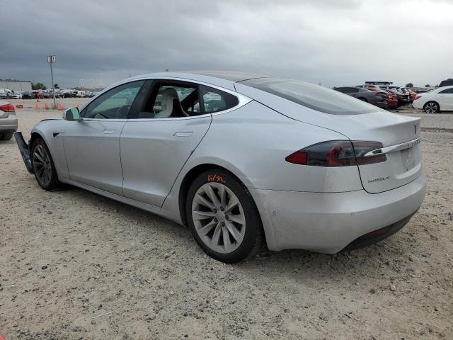 5YJSA1E15HF210409 - 2017 TESLA MODEL S Արծաթագույն լուսանկար 2