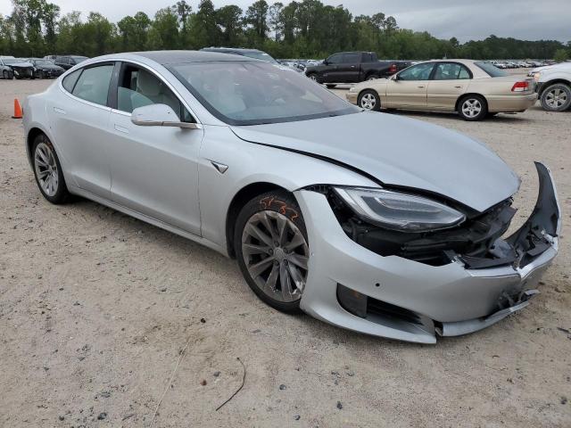 5YJSA1E15HF210409 - 2017 TESLA MODEL S Արծաթագույն լուսանկար 4