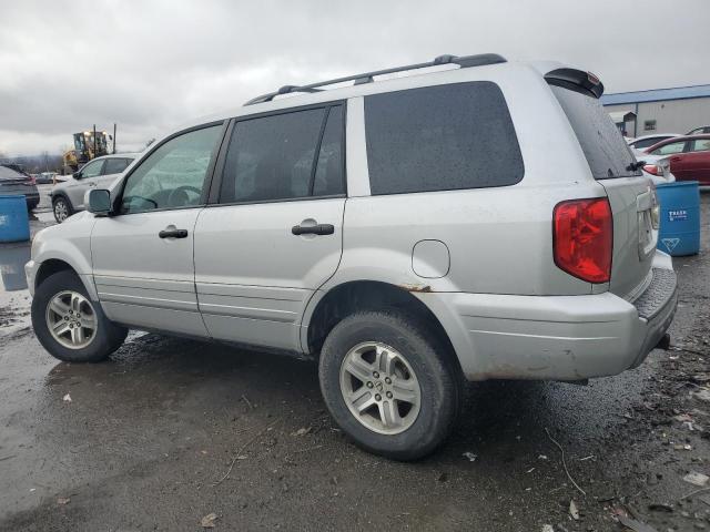 2HKYF18425H540880 - 2005 HONDA PILOT EX SILVER photo 2