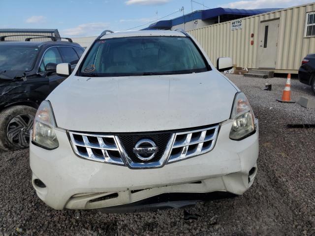 JN8AS5MT0CW282131 - 2012 NISSAN ROGUE S WHITE photo 5