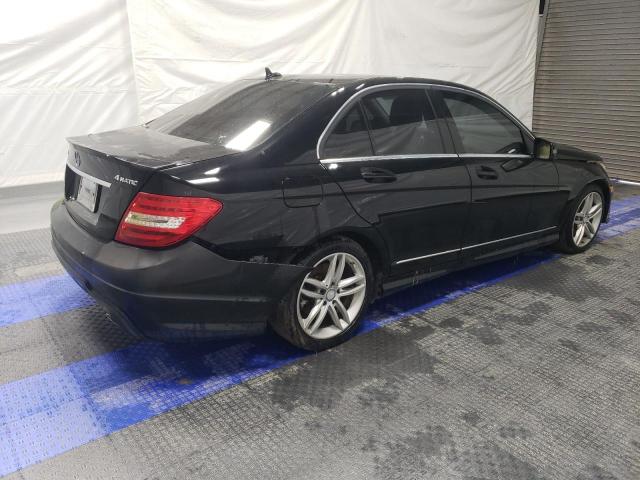 WDDGF8AB8DR289597 - 2013 MERCEDES-BENZ C 300 4MATIC BLACK photo 3