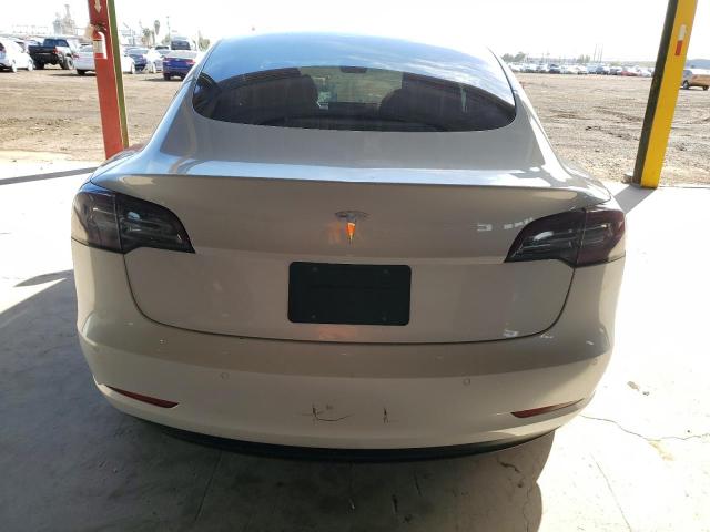 5YJ3E1EA2LF633384 - 2020 TESLA MODEL 3 WHITE photo 6