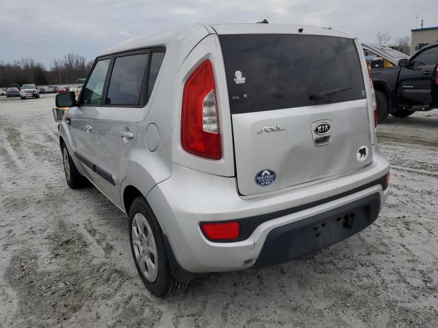 KNDJT2A52C7456305 - 2012 KIA SOUL WHITE photo 2