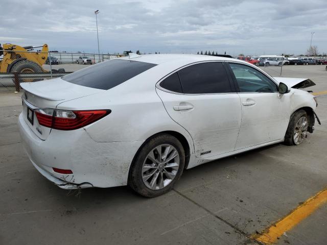 JTHBW1GGXF2083271 - 2015 LEXUS ES 300H WHITE photo 3