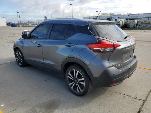 3N1CP5CV5LL498333 - 2020 NISSAN KICKS SV GRAY photo 2